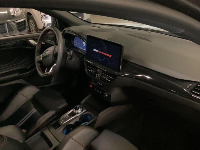 Ford FOCUS 2.3 EcoBoost ST-X | 280pk Automaat! | Winter Pack | AGR-stoelen | Camera | Bang&Olufsen | Head up Display