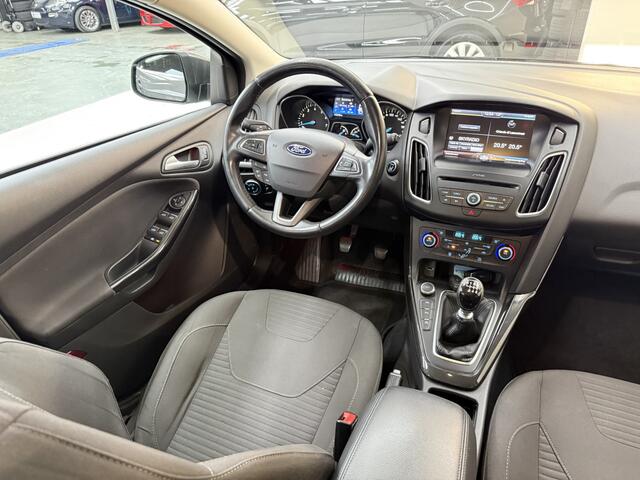 Ford FOCUS Wagon 1.5 Titanium, 150Pk, 2016, Navigatie, Parkeersensoren, Cruise control, Climate control, Elektrische ramen, Bluetooth audio, Elektrische spiegels