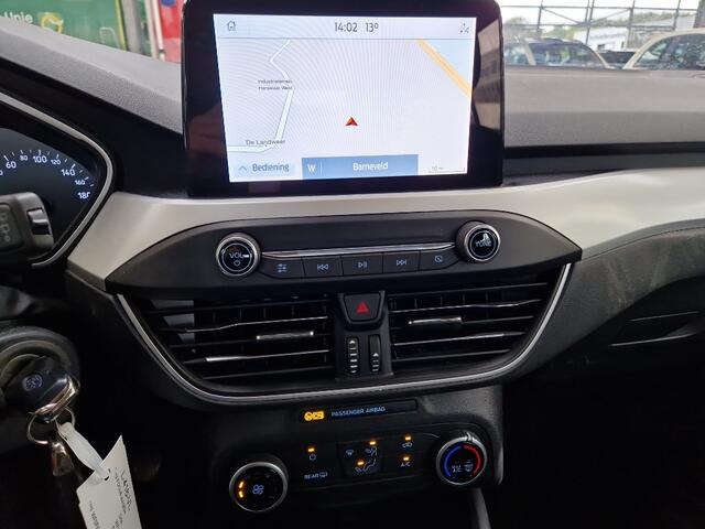 Ford FOCUS Wagon 1.0 EB, Camera! Carplay! Navigatie! VERWACHT!