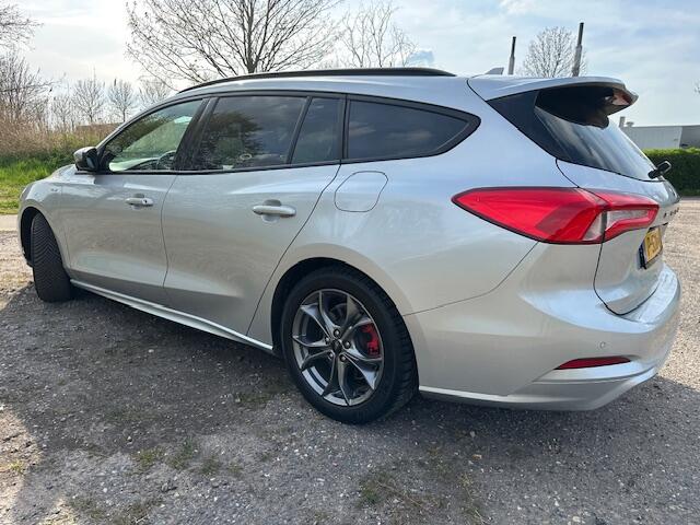 Ford FOCUS Wagon 1.5 EcoBoost ST Line X Business Let op automaat storing rijd wel zo meenemen.