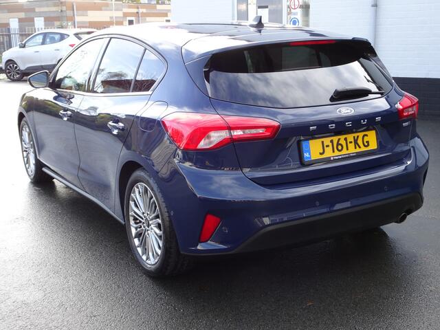 Ford FOCUS 1.0 EcoBoost Hybrid Titanium X Business Automatische airco, navigatie, stoel en stuur verwarming, achteruitrijcamera, afneembare trekhaak, licht metalen velgen, parkeersensoren, enz,enz.