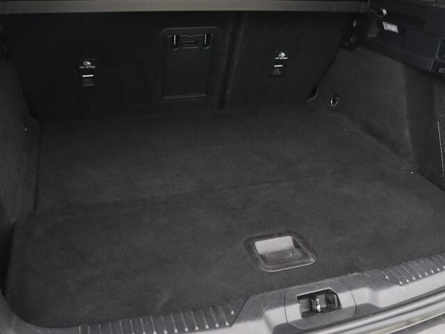 Ford FOCUS 1.0 EcoBoost Hybrid ST Line Style | Stoel & stuurverwarming | Camera | Park Assist | Carplay | Full LED | Navigatie | Keyless | Climate control