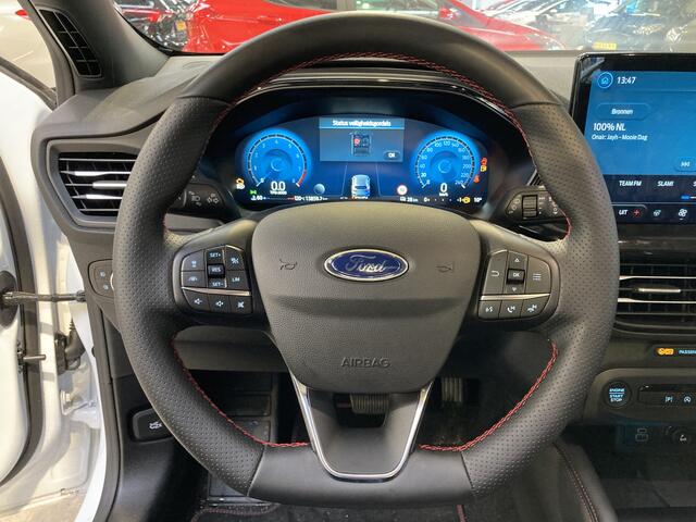 Ford FOCUS Wagon ST-Line X EcoBoost Hybrid 155 pk I Pano | Winter Pack | Adapt. cruise | All Seasons | HUD | Elek. Klep | Fabr. Gar. 02-2029