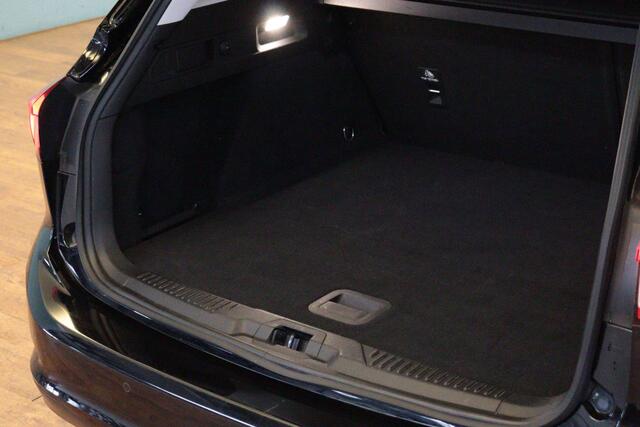 Ford FOCUS Wagon 1.0 EcoBoost Connected | NAVI | AIRCO | PDC V+A | LANE-ASSIST | TREKHAAK |