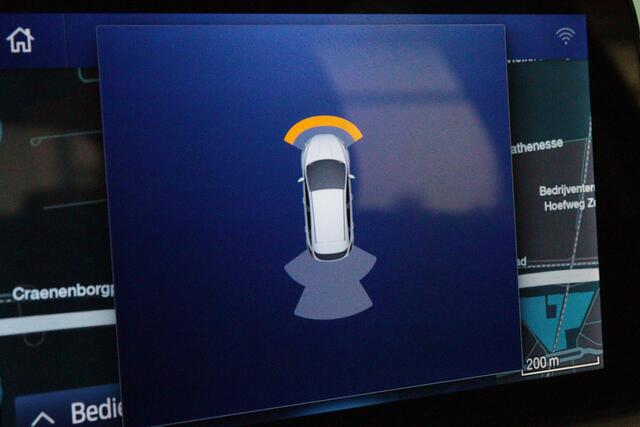 Ford FOCUS Wagon 1.0 EcoBoost Connected | NAVI | AIRCO | PDC V+A | LANE-ASSIST | TREKHAAK |