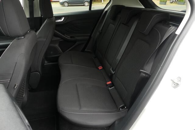 Ford FOCUS 1.0 EcoBoost Hybrid Trend Edition Business