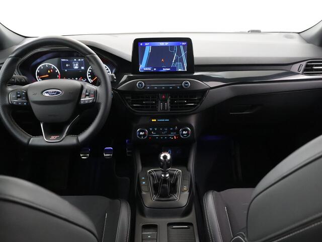 Ford FOCUS Wagon 2.3 EcoBoost ST-3 | Navigatie | Winterpakket | Full Led Koplampen | Parkeercamera | Keyless Go |