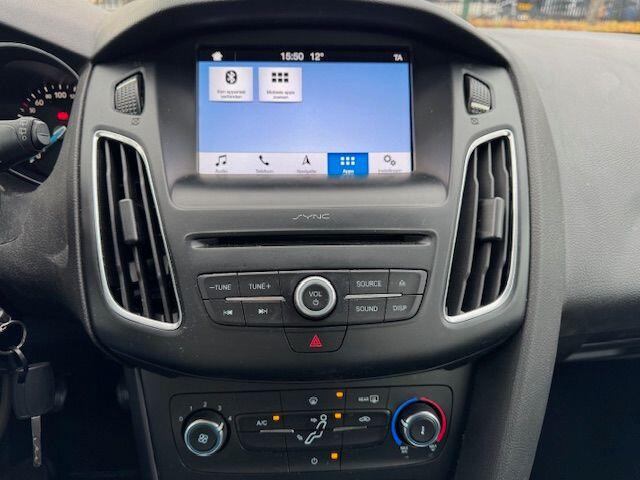 Ford FOCUS 1.0 125pk 5deurs Lease Edition Airco/ECC,Navigatie,Leder Interieur