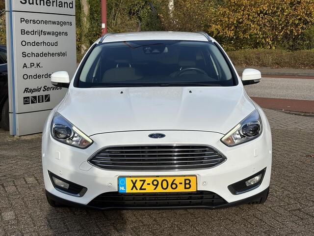 Ford FOCUS Wagon 1.5 EcoBoost Titanium 150pk | Trekhaak | Winter Pack | Camera | Xenon | Navigatie | Climate Control | Cruise Control |