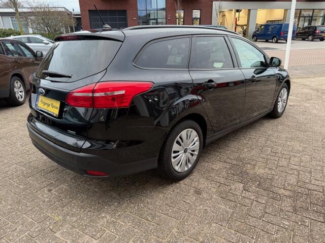 Ford FOCUS Wagon 1.0 Lease Edition