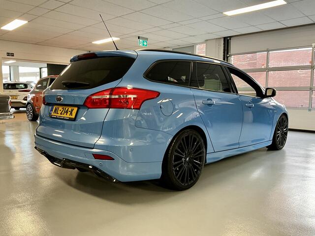 Ford FOCUS Wagon 1.0 ST-Line ** RIJKLAARPRIJS **