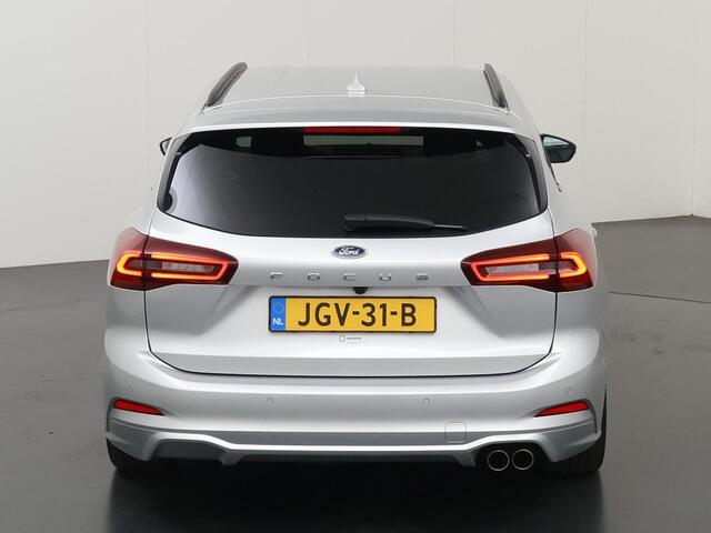 Ford FOCUS 1.0 EcoBoost Hybrid ST Line | Winterpakket | Cruise Control Adaptief | Parkeercamera | Navigatie |
