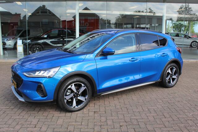 Ford FOCUS 1.0-155pk EcoBoost Mild-Hybrid 'Active' AUTOMAAT ! Trekgewicht 1.500kg ! Slechts 6.450km ! Ruim ¤. 9.000,- beneden de nieuwprijs ! Volautm. airco dual, navigatie, telefoonvoorb., adaptive cruise control, LED verlichting, metallic lak, camera, front-, lane