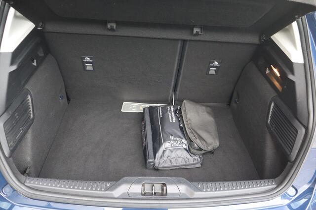 Ford FOCUS 1.0 EcoBoost Trend Edition Business NL-Auto!! Apple Car-Play I PDC