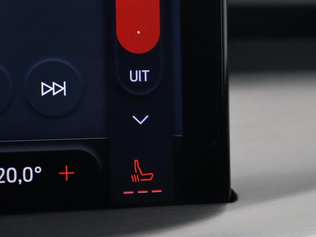 Ford FOCUS 1.0 EcoBoost Hybrid Titanium X | Automaat | Trekhaak | Stoelverwarming | Adaptive cruise | Camera | Carplay | Stuurverwarming | Navigatie | Full LED | Keyless