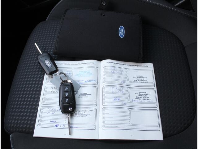 Ford FOCUS 1.0 EcoBoost Trend Edition Business AIRCO | CARPLAY | CRUISE | NAVI | LMV16 | DAB | PDC | LED | TREKHAAK