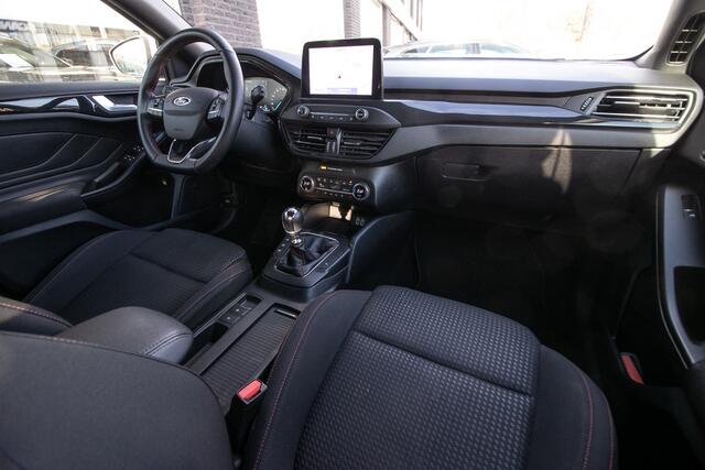 Ford FOCUS Wagon 1.0 EcoBoost ST Line X Business - Winterpack