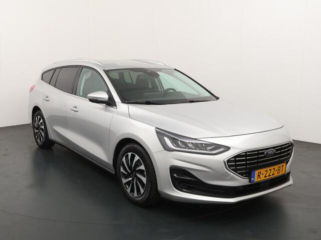 Ford FOCUS Wagon EcoBoost Hybrid 125 pk Titanium | Winter Pack | Camera | Navi | Clima | Cruise | Keyless entry | 100% dealer onderh. |
