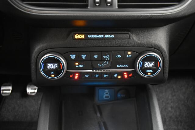 Ford FOCUS Wagon Hybrid 135PK ST Line Style Trekh Camera Winterpack Keyless