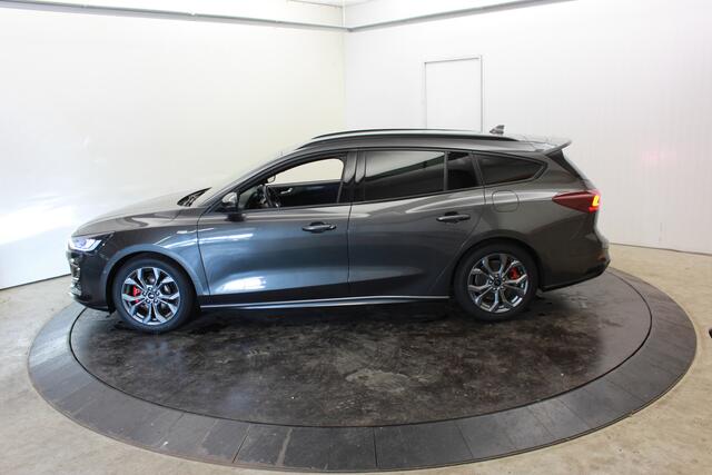 Ford FOCUS Wagon Hybrid 135PK ST Line Style Trekh Camera Winterpack Keyless