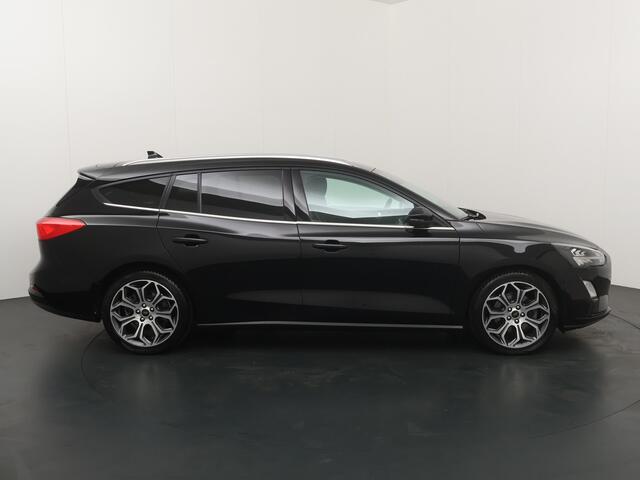 Ford FOCUS Wagon 1.0 125PK Titanium X Business | 18-inch | Elektr. achterklep | Full LED | Trekhaak | Winter Pack | All season |