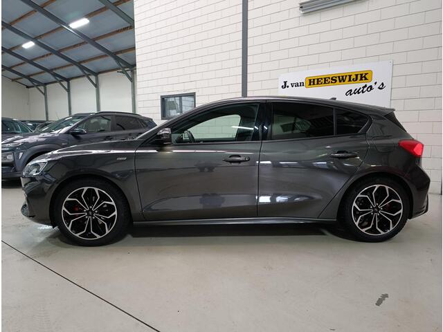 Ford FOCUS 1.0 EcoBoost Hybrid Active X Business Climate controle | Bang & Olufsen | Navigatiesysteem | Parkeersensoren |Trekhaak