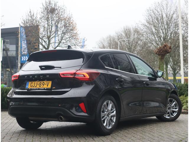 Ford FOCUS 1.0 EcoBoost Hybrid Titanium