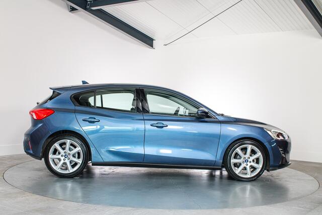 Ford FOCUS 1.0 EcoBoost Titanium Business LED, Cruise Control, Stoel/Stuurverwarming