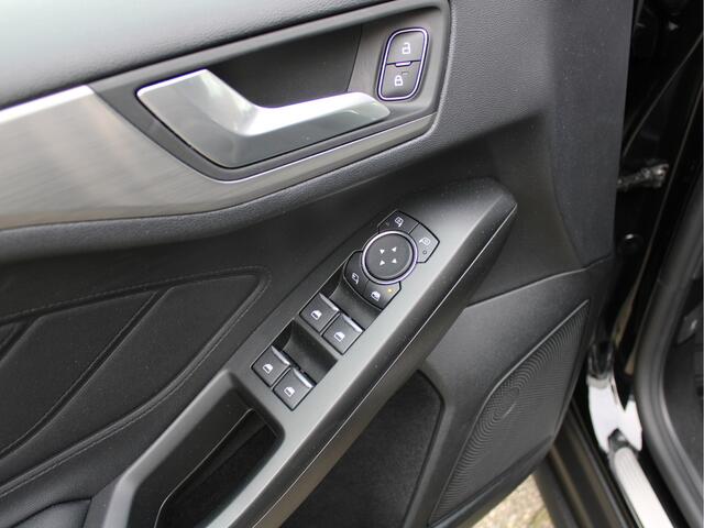 Ford FOCUS 1.0 EcoBoost 126pk Titanium Business 1e Eig/Dealeronder./Winterpack/AdaptiveCruise/ClimateControl/AppleCarplay/AndroidAuto