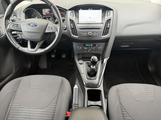 Ford FOCUS 1.0 Titanium * 36.893 Km * Airco * Navi * Cruise Control * Led * NIEUWSTAAT *