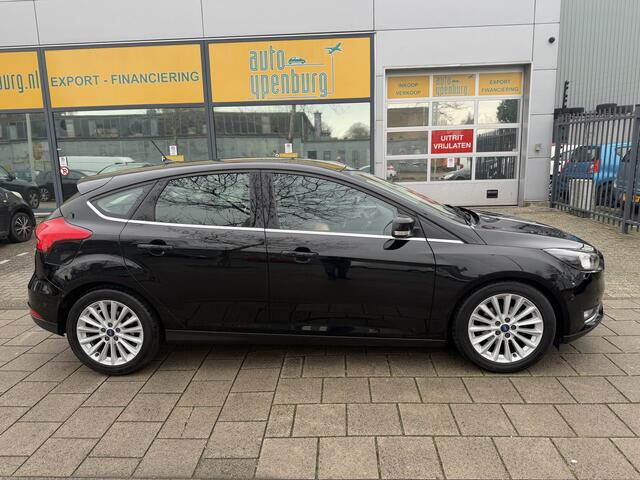 Ford FOCUS 1.0 Titanium * 36.893 Km * Airco * Navi * Cruise Control * Led * NIEUWSTAAT *