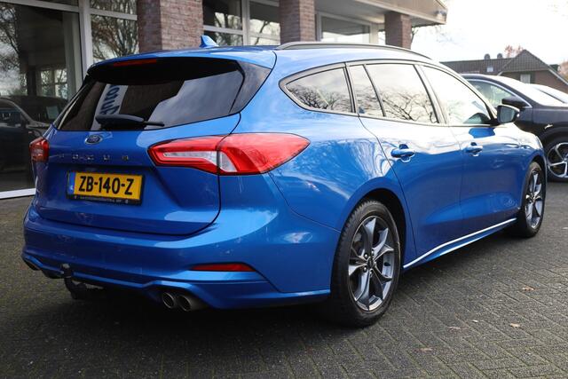 Ford FOCUS Wagon 1.0 EcoBoost ST Line Business TREKHAAK STUUR/STOEL/RUITVERW. B&O-AUDIO CARPLAY DAB CRUISE NAVI 2XPDC 17''LMV NAP