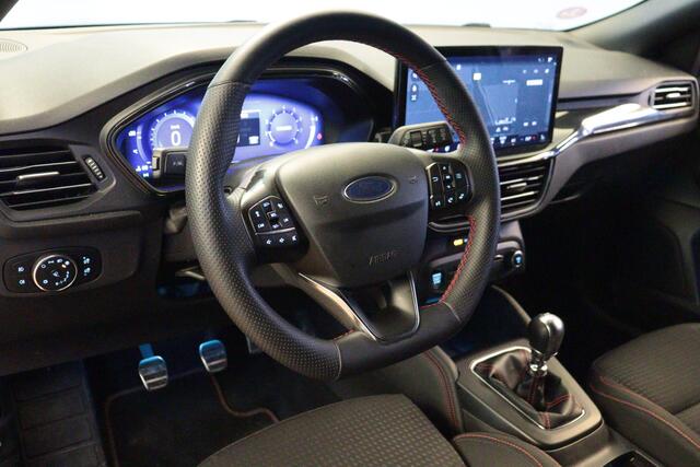 Ford FOCUS Wagon 1.0 EcoBoost Hybrid ST Line X | NAVI | CAMERA + PDC | STUUR/STOELVERW | TREKHAAK INKL | AGR-STOELEN |