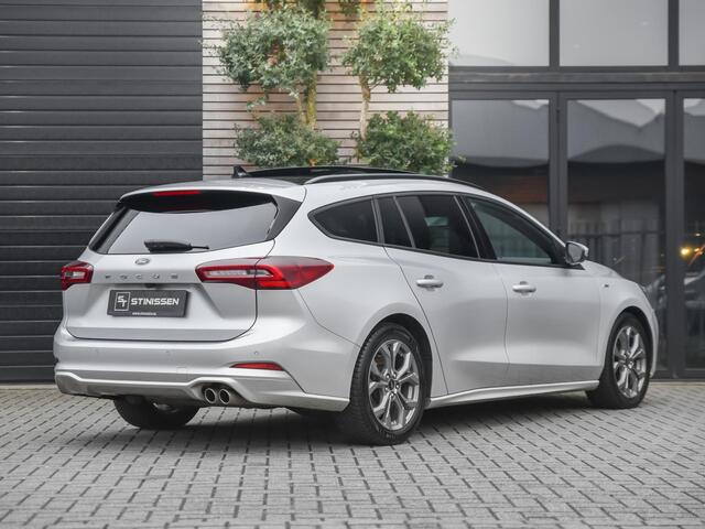Ford FOCUS Wagon 1.0 EcoBoost Hybrid ST Line X Pano Virtual Keyless Trekhaak