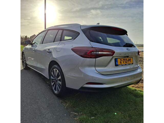 Ford FOCUS Wagon 1.0 EcoBoost Hybrid Titanium X