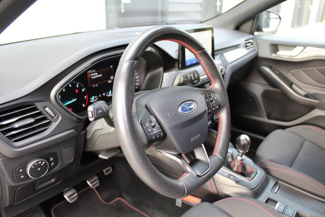 Ford FOCUS 1.0 126Pk EcoBoost ST Line Business | Stoelverwarming