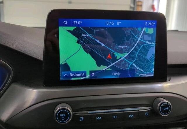 Ford FOCUS Wagon 1.5 EcoBlue Titanium X Business Navigatie Trekhaak Camera Carplay Dab Keyless Stoelverwarming Getint Glas