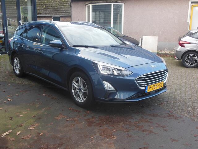 Ford FOCUS Wagon 1.5 EcoBlue Trend Edition Business Staat in De Krim