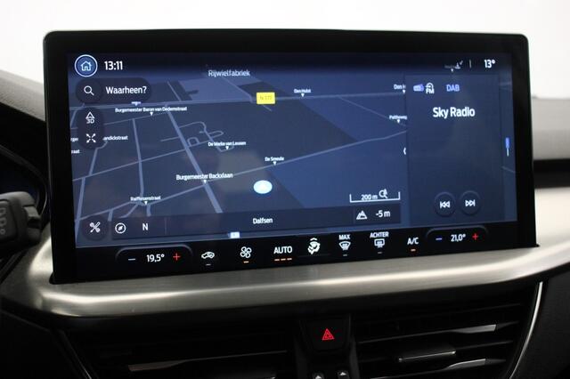 Ford FOCUS 1.0 EcoBoost Hybrid Titanium X wagon - Carplay, Navi, Cruise, Camera