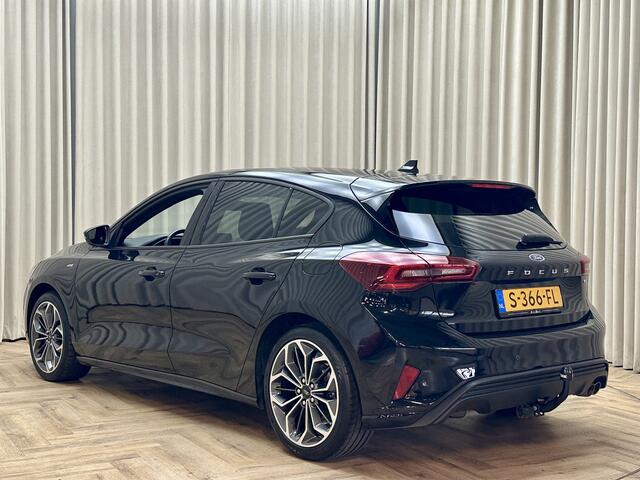 Ford FOCUS 1.0 EcoBoost Hybrid *ST Line* 155PK! / Facelift / Stuur/Stoelverwarming / Apple Carplay / Keyless / Trekhaak / B&O / LED / Org.NL!