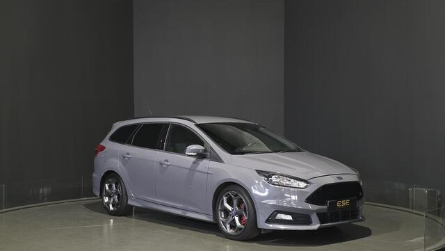 Ford FOCUS Wagon 2.0 ST-3 | Cruise | Bi-Xenon | 250 PK