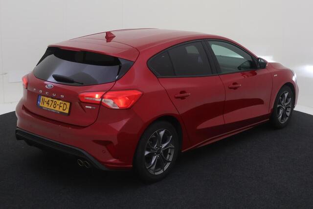 Ford FOCUS 1.0 EcoBoost Hybrid ST Line Business NL AUTO | CAMERA | CARPLAY |