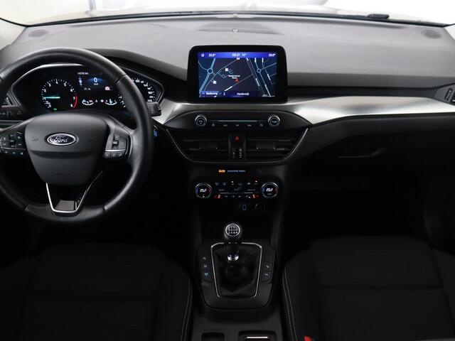 Ford FOCUS 1.0 EcoBoost Titanium | Adaptive Cruise | Bang & Olufsen | Stoel & Stuurverwarming | Camera | Full LED | Park Assist | DAB+ | Climate control | Parkeerhylp | Carplay | Navigatie