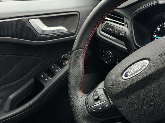 Ford FOCUS 1.0 EcoBoost Hybrid ST Line | Moondust Silver