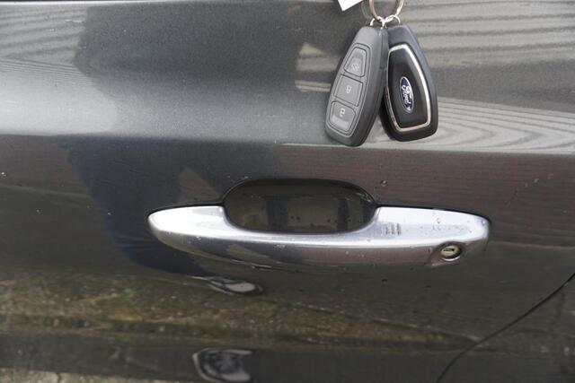 Ford FOCUS Wagon 1.0 EcoB.125PK Hybrid Titanium X Business/Camera/ Digitaal-Dashboard.