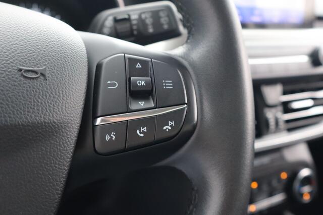 Ford FOCUS Wagon 1.0 EcoB. Titanium | Geen import | Trekhaak | Nieuwe Distributie