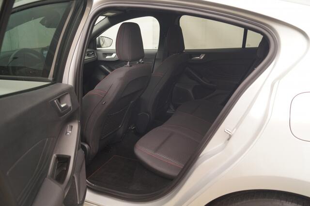 Ford FOCUS 1.5 EcoBoost 181pk ST Line Business -NAVI-ECC-PDC-