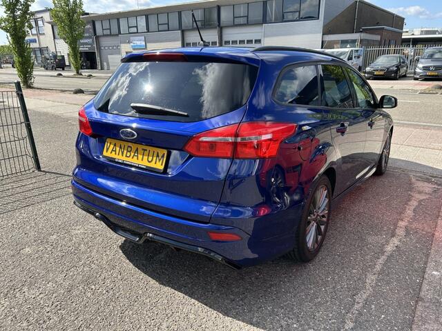 Ford FOCUS Wagon 1.0 ST-Line