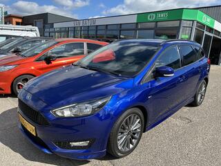 ford-focus-wagon-1.0-st-line