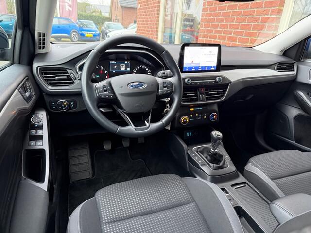 Ford FOCUS Wagon 1.0 EcoB. Tr Ed. bns TREKHAAK / CARPLAY / ANDROID / DAB+ / NAVI